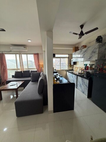 Team Area in 2 BHK Apartment at Chembur – for Sale