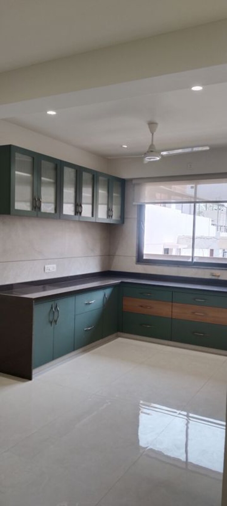Kitchen, vastrapur 3 Bedroom 2300 Sq.Ft. Apartment In Vastrapur Ahmedabad 9930987