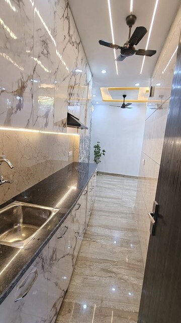 Kitchen in 2 BHK Builder Floor at Malviya Nagar – for Rent