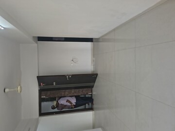 Furnished Amenities in 1 BHK Apartment at Swanand Apartment, Kurla – for Rent