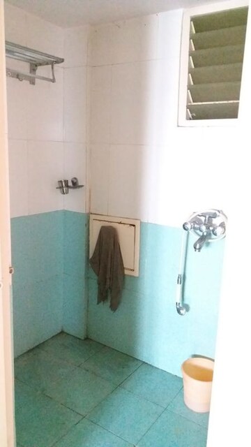 Room in 2 BHK Apartment at Powai Woods CHSL, Powai – for Rent