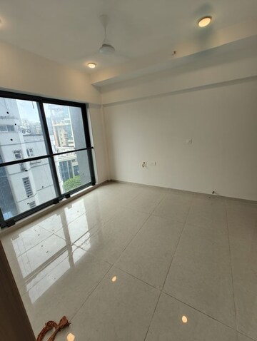 Furnished Amenities in 3 BHK Apartment at Pardis Shangrila, Bandra West – for Sale