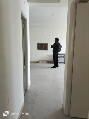 Room in 3 BHK Apartment at Jaypee Greens Klassic Heights, Sector 134 – for Sale