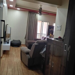 Team Area in 3 BHK Apartment at Puranik Abitante, Sidhart Nagar – for Rent