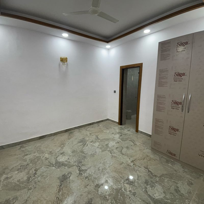 3 BHK + Servant Room Apartment For Rent in Saffron Kanishka Tower