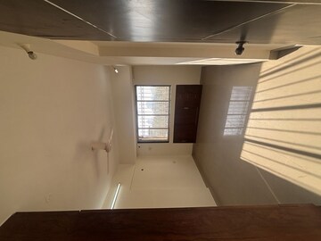 Room in 3 BHK Apartment at Man Shanti Sadan, Bandra West – for Rent