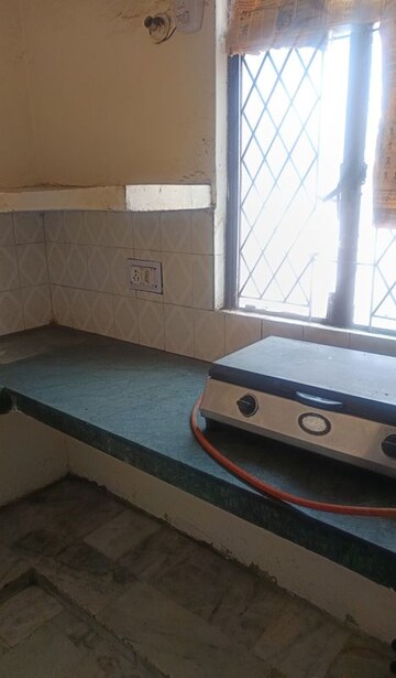 Furnished Amenities in 1 RK Builder Floor at Patel Nagar – for Rent