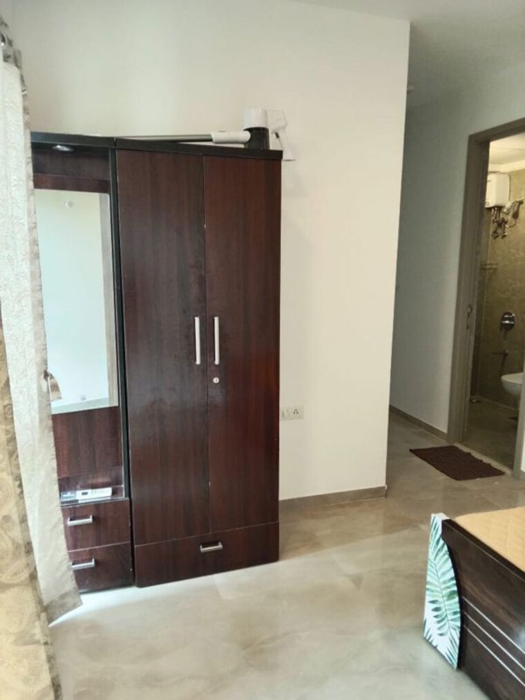undefined, l-t-crescent-bay-t2 2 Bedroom 950 Sq.Ft. Apartment In Parel Mumbai 10066954