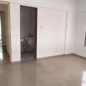Room in 3 BHK Apartment at Lohia Odela, Sidhart Nagar – for Rent