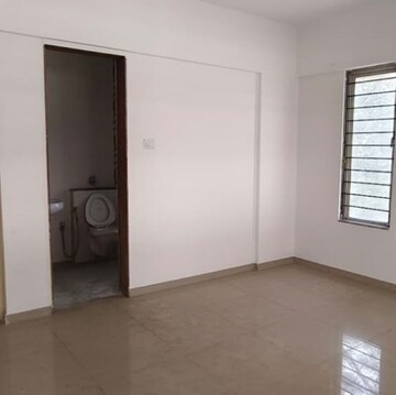 Room in 3 BHK Apartment at Lohia Odela, Sidhart Nagar – for Rent
