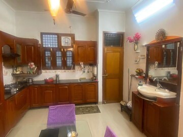 Kitchen in 2 BHK Independent House at Gomti Nagar – for Rent