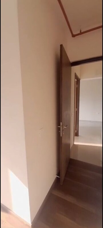 Room in 2 BHK Apartment at Piramal Vaikunth, Balkum Pada – for Sale