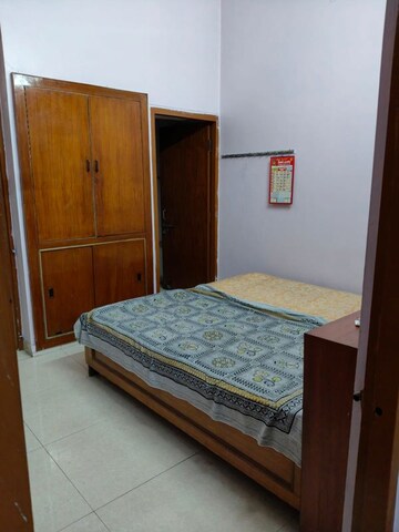 Bedroom in 2 BHK Independent House at Gomti Nagar – for Rent