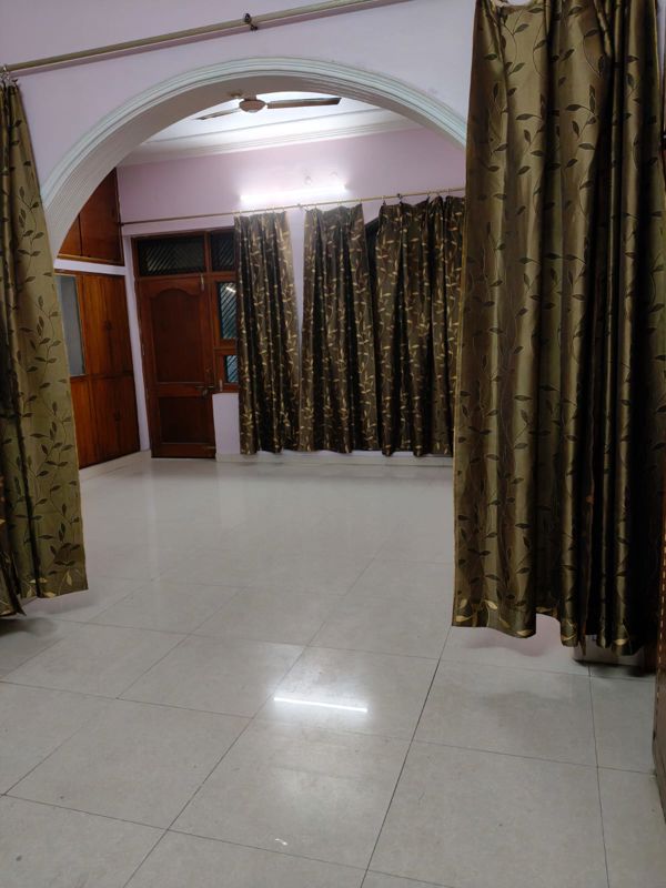 2 BHK + Extra Room Independent House For Rent in Gomti Nagar