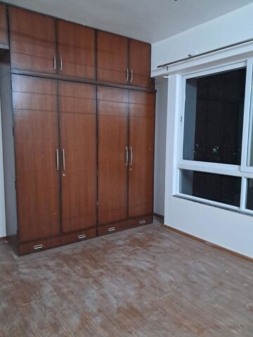 Room in 3 BHK Apartment at Erandwane – for Rent