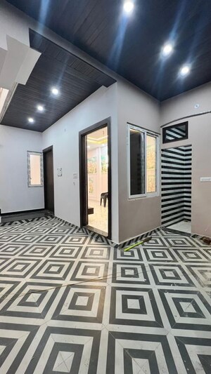 Bedroom in 2 BHK Independent House at Gomti Nagar – for Rent