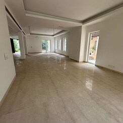5 BHK + Servant Room Villa For Rent in Emaar Marbella