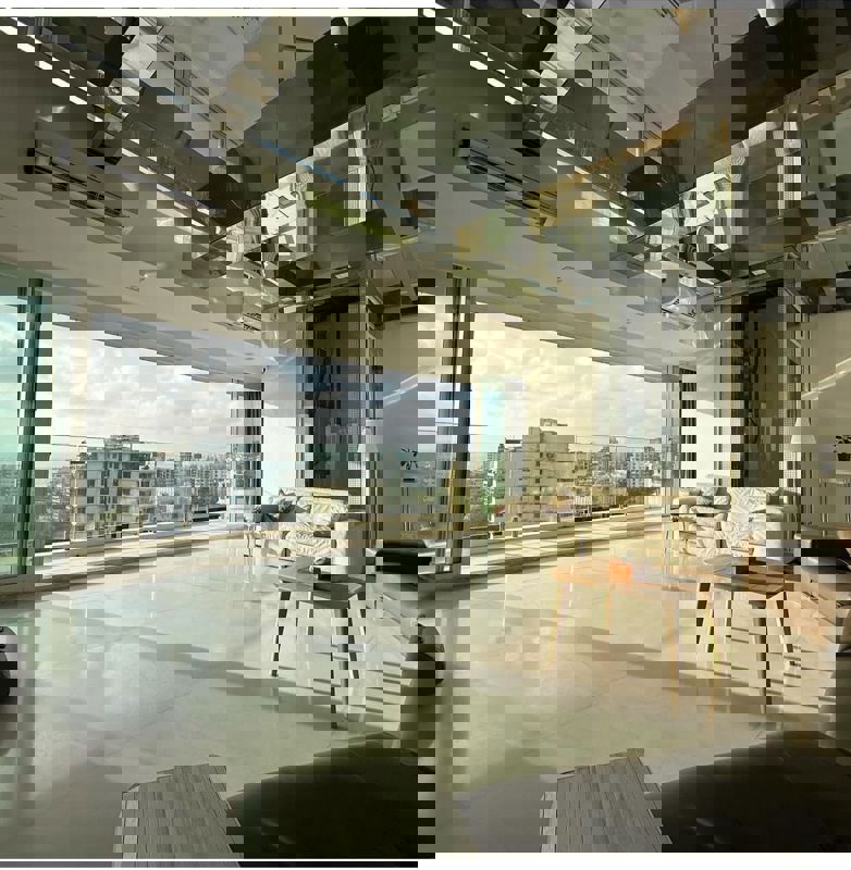 4 BHK 5200 Sq.Ft. Apartment in Capri Heights Apartment