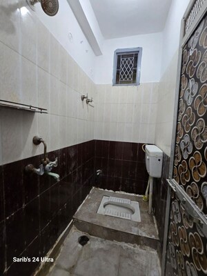 Bathroom in 2 BHK Apartment at Jogabai Extension – for Sale