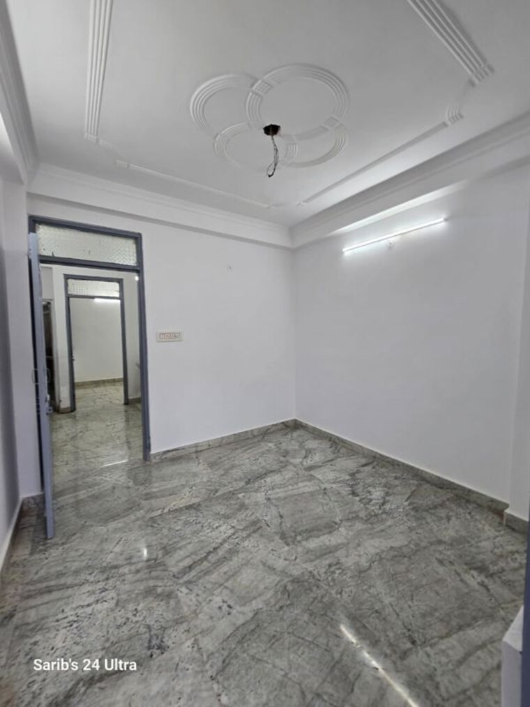 Room, jogabai extension 2 Bedroom 450 Sq.Ft. Apartment In Jogabai Extension Delhi 10067003