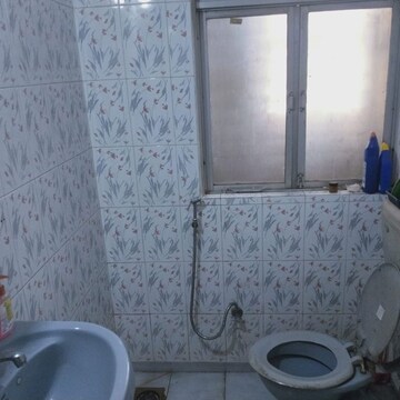 Bathroom in 2 BHK Apartment at Paranjape Lotus Court, Madhav Baug – for Rent