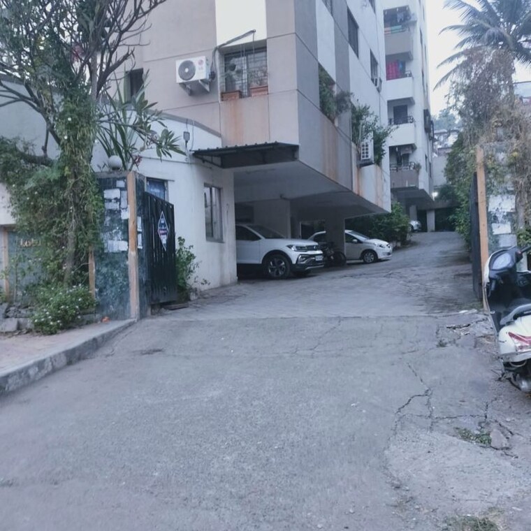  Parking, paranjape-lotus-court 2 Bedroom 1050 Sq.Ft. Apartment In Madhav Baug Pune 10067005