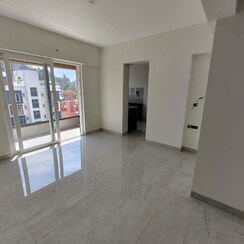 2 BHK Apartment For Rent in Goel Ganga Legend