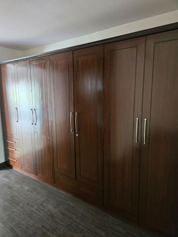 Room in 3 BHK Apartment at Accel CF, Cunningham Road – for Rent