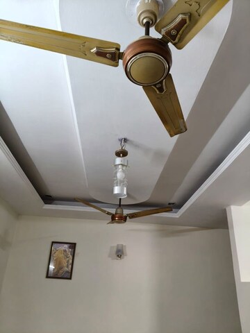 Furnished Amenities in 2 BHK Builder Floor at Sector 49 – for Sale