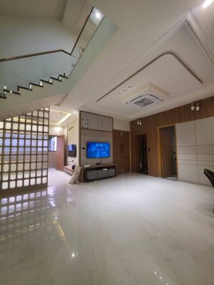 Utility Room in 4 BHK Villa at Narayan Vihar – for Sale