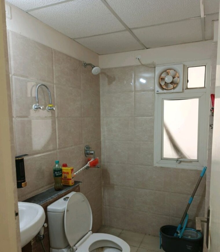 Bathroom, wave-executive-floors 2 Bedroom 900 Sq.Ft. Apartment In Wave City Ghaziabad 10067086