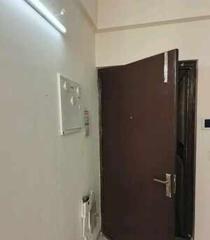 2 BHK Apartment – Entrance View at Wave Executive Floors, Wave City - for Sale