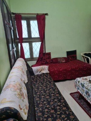 2 BHK Apartment For Sale in Moti Nagar