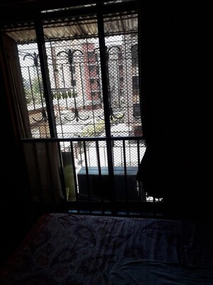 Room in 3 BHK Apartment at Vasai West – for Sale