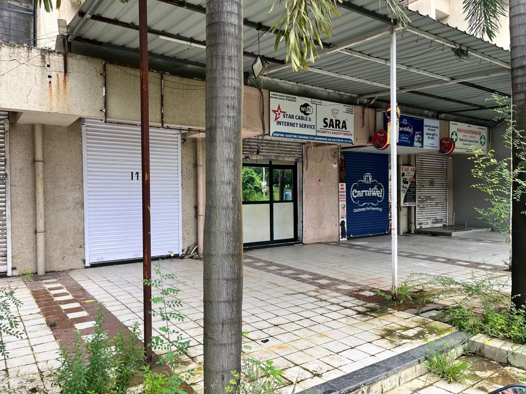 Retail Shop For Sale in Raunak City 3