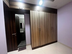 Room in 1 BHK Apartment at Sheth Avante, Kanjurmarg West – for Rent