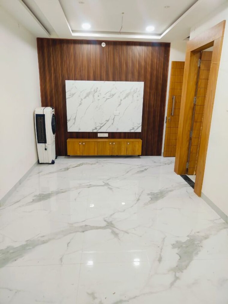 Room, ab road 3.5 Bedroom 1500 Sq.Ft. Independent House In Ab Road Indore 10067141