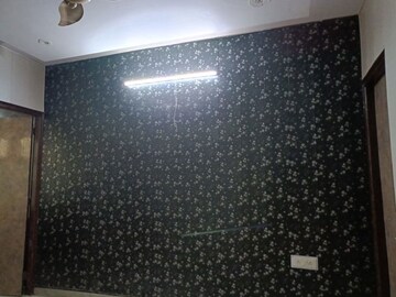 Furnished Amenities in 3 BHK Builder Floor at Sector 10 – for Sale