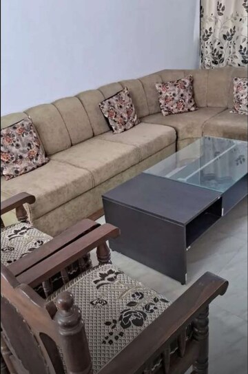 Living Room in 2 BHK Apartment at The Mall Avenue – for Rent