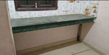 2 BHK Apartment For Rent in Husainganj