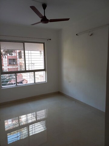 Room in 3 BHK Apartment at Nirmiti Ragdari Apartments, Aundh – for Rent