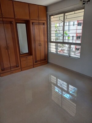 Room in 3 BHK Apartment at Nirmiti Ragdari Apartments, Aundh – for Rent