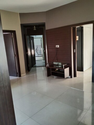 Room in 2 BHK Apartment at NRI Complex Phase I, Seawoods Sector 58 – for Rent