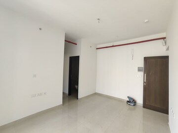 Room in 2 BHK Apartment at Piramal Revanta Tower 3 and 4, Mulund West – for Rent