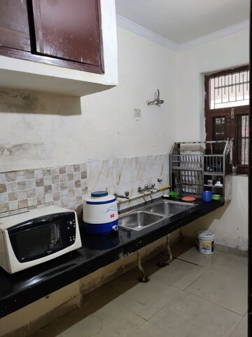 Kitchen in 2 BHK Independent House at Sector 37 – for Rent