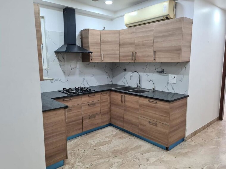 Kitchen, yatharth-delhi-heights 3 Bedroom 500 Sq.Yd. Apartment In Zone P ii Delhi 10067260