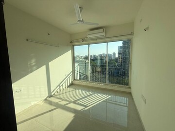 2 BHK Apartment For Rent in L And T Seawoods Residences, Seawoods