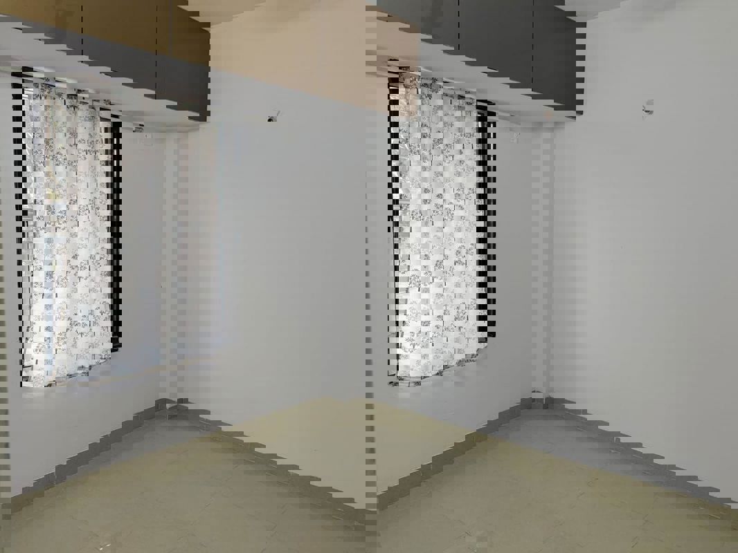 2 BHK 600 Sq.Ft. Apartment in Geetanjali CHS Goregaon West