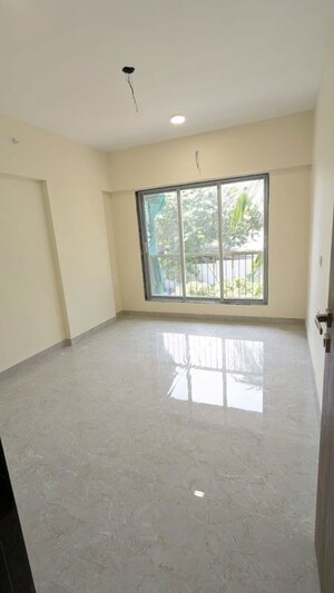 Room in 2 BHK Apartment at Silicon Park, Malad West – for Sale