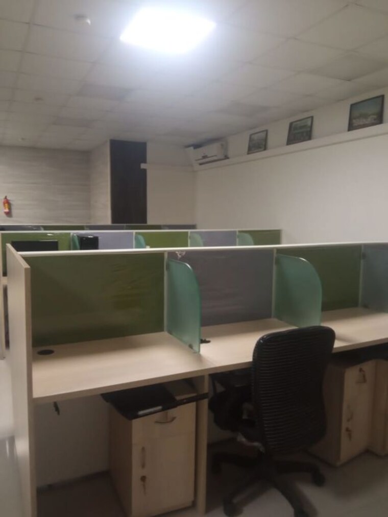Team Area, satra-plaza Commercial Office Space 1650 Sq.Ft. In Vashi Sector 19d Navi Mumbai 10067356